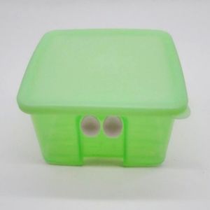 Tupperware Fruit and Veggie keeper